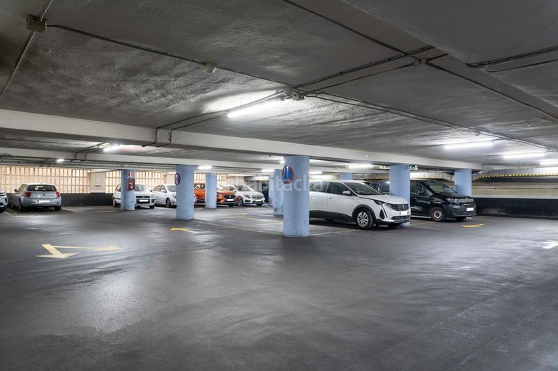 Foto afd9453e-1c68-41fa-9ee2-4e83dc71afa0. Alquiler parking coche en calle santalo 14 en Sant Gervasi - Galvany Barcelona
