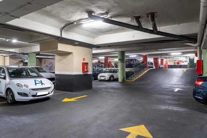 Foto bde6906a-3663-4e9a-9f39-839c4f19597e. Alquiler parking coche en calle santalo 14 en Sant Gervasi - Galvany Barcelona