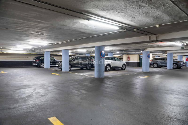 Foto 9180ec97-74e3-4447-a9e6-0d9d349f5cb1. Miete autoparkplatz in calle santalo 14 in Sant Gervasi - Galvany Barcelona