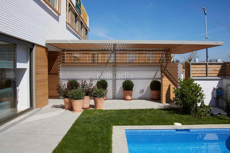 Foto 00574d7c-5ee5-4100-a066-138bea4c2158. Casa en calle poble amazic 29-6 en Can Gambús Sabadell