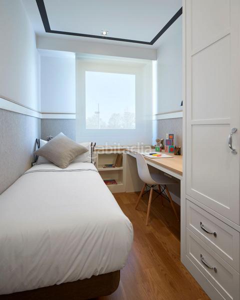 Foto 0a8e3c77-ff7f-4d8a-8746-1fa54f7057da. Casa en calle poble amazic 29-6 en Can Gambús Sabadell