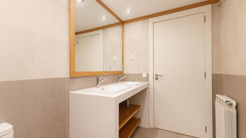 Foto 3a763b7f-2ad1-468f-a66d-e269b1321e5c. Casa en calle poble amazic 29-6 en Can Gambús Sabadell