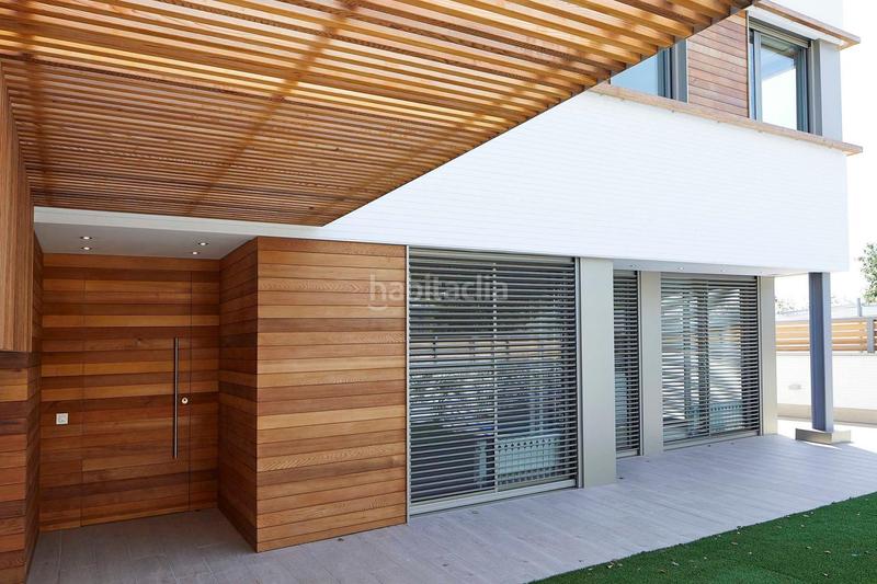 Foto 5fbda253-efb1-465a-a7d1-9caa8f780a82. Casa en calle poble amazic 29-6 en Can Gambús Sabadell