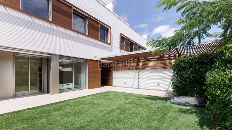 Foto 7caf0516-3d98-45d0-9e89-c70f818586c8. Casa en calle poble amazic 29-6 en Can Gambús Sabadell