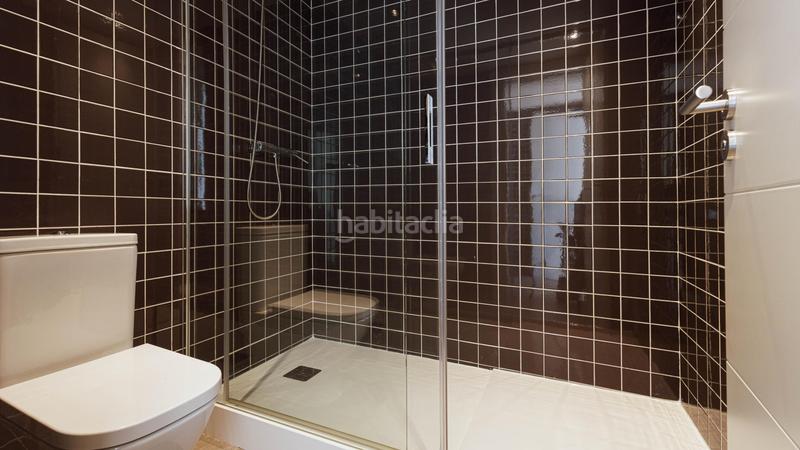 Foto aa740383-cc7d-40ec-9ba7-7938403efbcc. Casa en calle poble amazic 29-6 en Can Gambús Sabadell