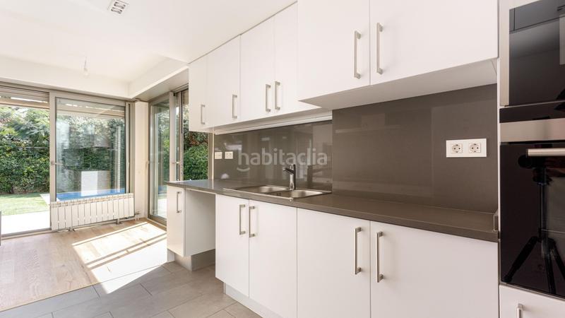 Foto c3d5eef5-947f-4ff9-8cb1-8756e3fb4146. Casa en calle poble amazic 29-6 en Can Gambús Sabadell