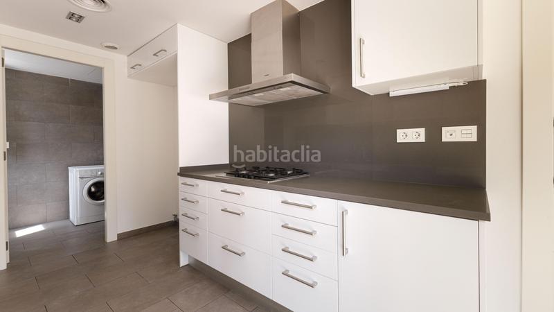 Foto ed5cd081-ed30-4c35-860c-3c63b9a44c2b. Casa en calle poble amazic 29-6 en Can Gambús Sabadell