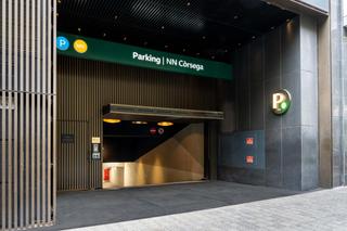 Alquiler Parking coche en Calle corcega 344