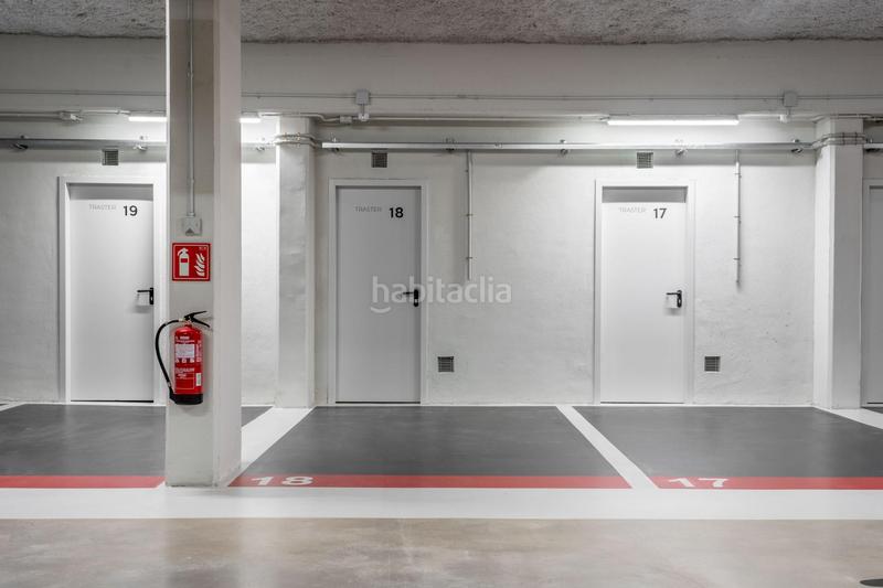 Foto d5c0f085-cc8d-4307-a575-72aed971443e. Alquiler parking coche en avenida sant joan despi 4 en Sant Joan Despí