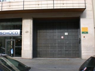 Lloguer Aparcament de moto a Calle mallorca 56