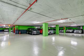 Motorcycle parking in AVENIDA JOSEP TARRADELLAS 20