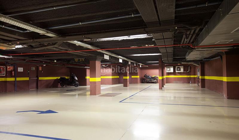 Foto cefe8c38-af59-482e-88c1-815fca7668ed. Alquiler parking moto en calle lepanto 350 en Sagrada Família Barcelona