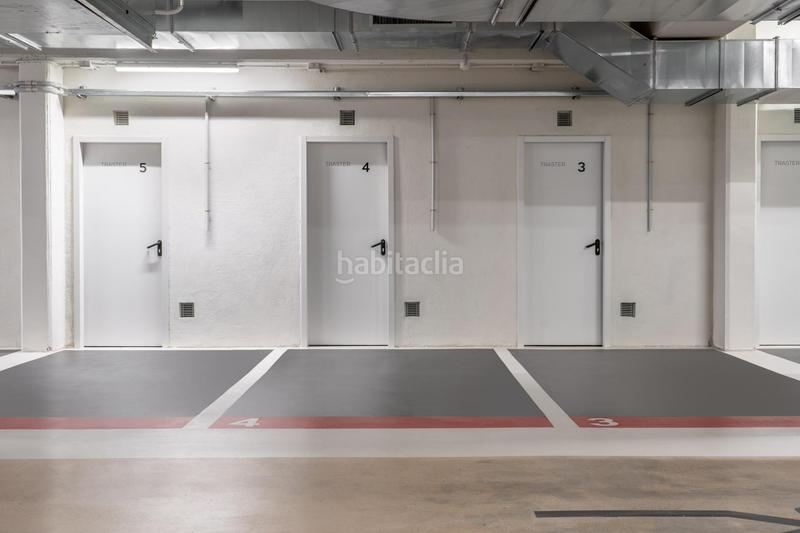 Foto 62d43516-ef18-4591-9425-2e52fa4778e0. Miete autoparkplatz in avenida sant joan despi 4 in Sant Joan Despí