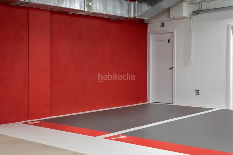 Foto 1e971ec6-d79d-4de6-bb2f-fab0ed3f83d0. Location parking voiture dans avenida sant joan despi 4 dans Sant Joan Despí