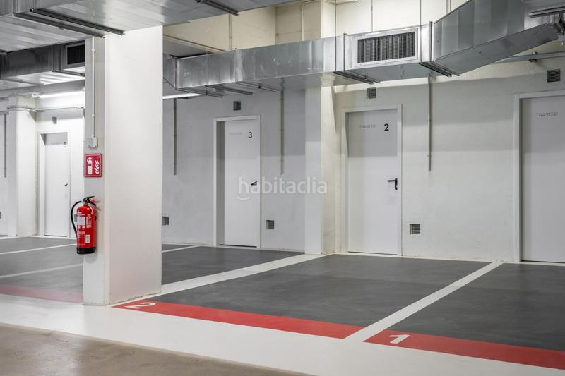 Foto 310fa83f-6454-4f62-9754-824146a13ce8. Location parking voiture dans avenida sant joan despi 4 dans Sant Joan Despí