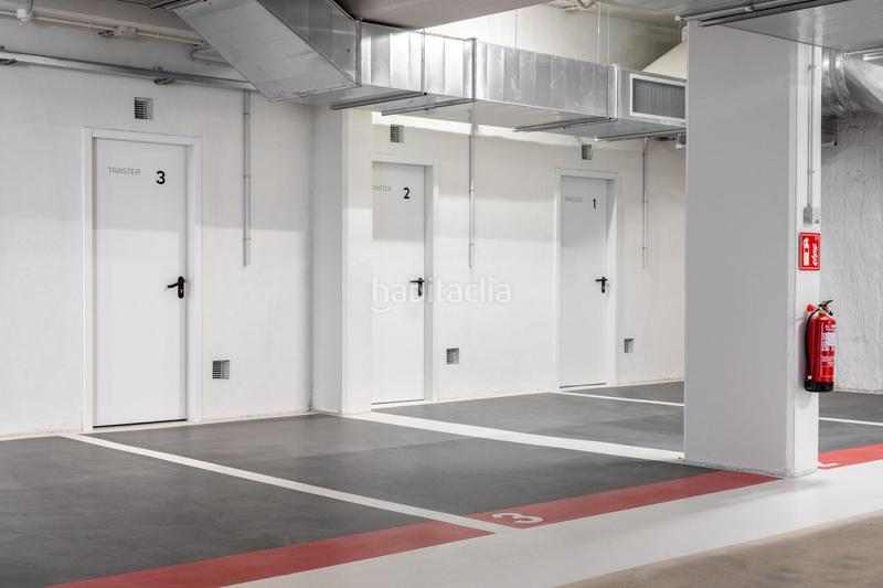 Foto 70d2c48a-ea38-4e79-97c8-a113fcb5cfbf. Location parking voiture dans avenida sant joan despi 4 dans Sant Joan Despí