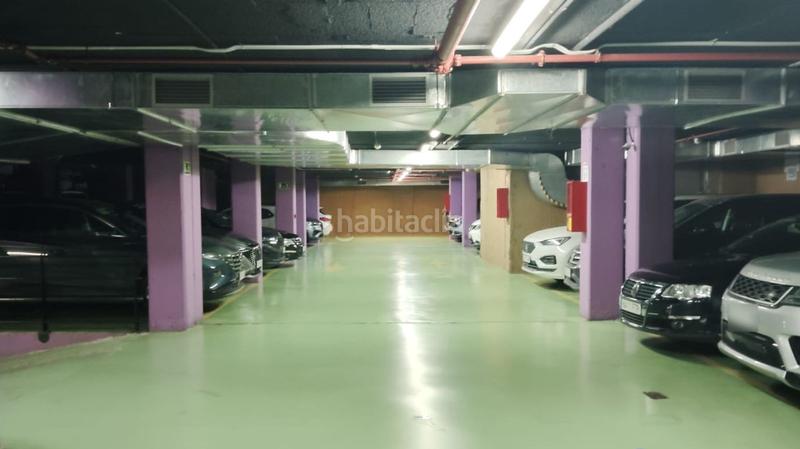 Foto 86c8dcbc-6331-4e4b-933a-3875297cd426. Alquiler parking moto en calle melcior de palau 135 en Barcelona