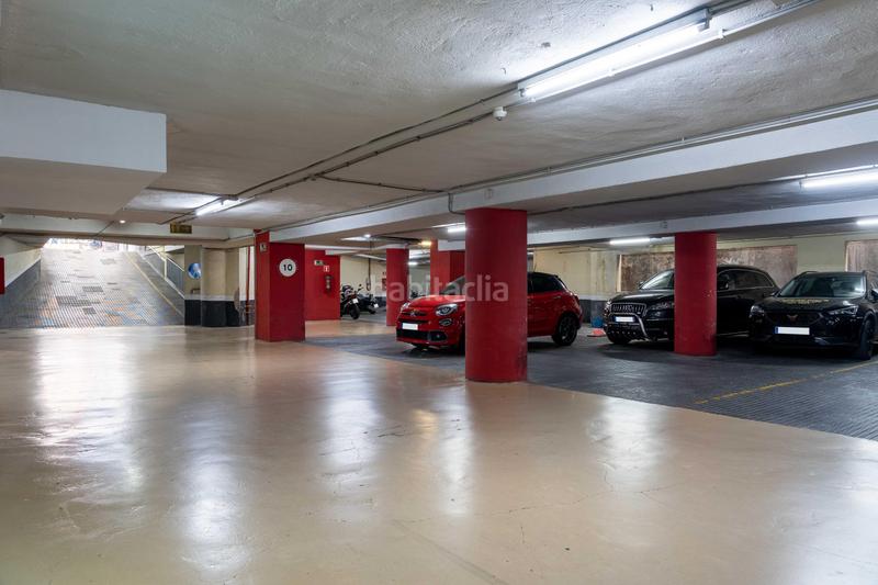 Foto 79b1cdb8-4857-4089-a1e0-25945dfabc33. Rent motorcycle parking in calle valencia 375 in Sagrada Família Barcelona