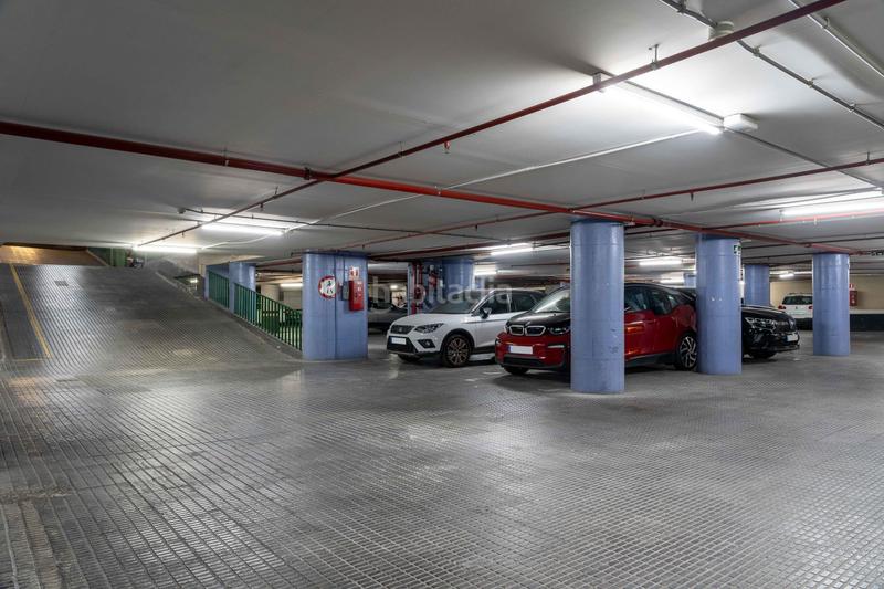 Foto 91f5f837-beb1-41a6-ac58-76cf9c9dca58. Miete motorradparkplatz in calle valencia 375 in Sagrada Família Barcelona