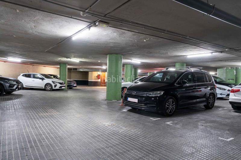 Foto c5f48aa5-1538-478d-838f-a9ca5dcda55e. Miete motorradparkplatz in calle valencia 375 in Sagrada Família Barcelona