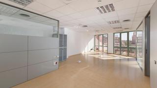 Rent Office space in Avenida diagonal 309