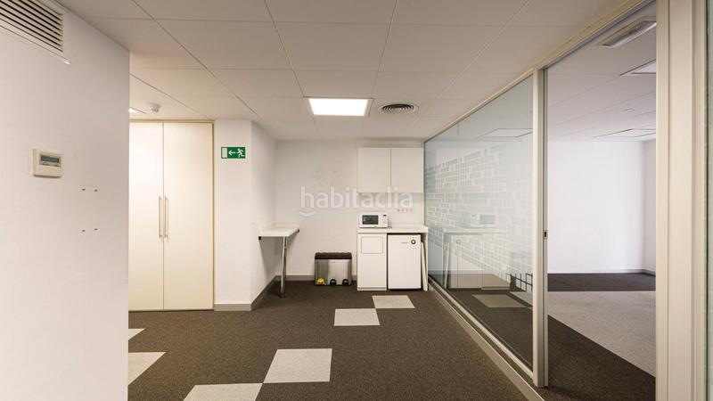 Foto fc875eb4-d1d1-4718-9eb0-6761b3fb236a. Location bureau dans calle descartes 26 dans Sant Gervasi - Galvany Barcelona