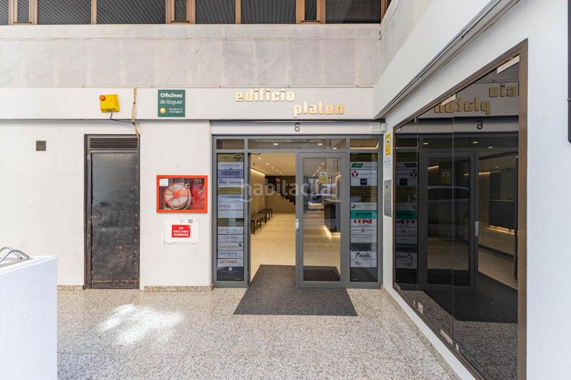 Foto 0b2d95a8-2309-4ea0-b824-8e2c68d604f9. Alquiler oficina en calle descartes 26 en Sant Gervasi - Galvany Barcelona