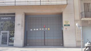 Lloguer Aparcament cotxe a Calle mallorca 56