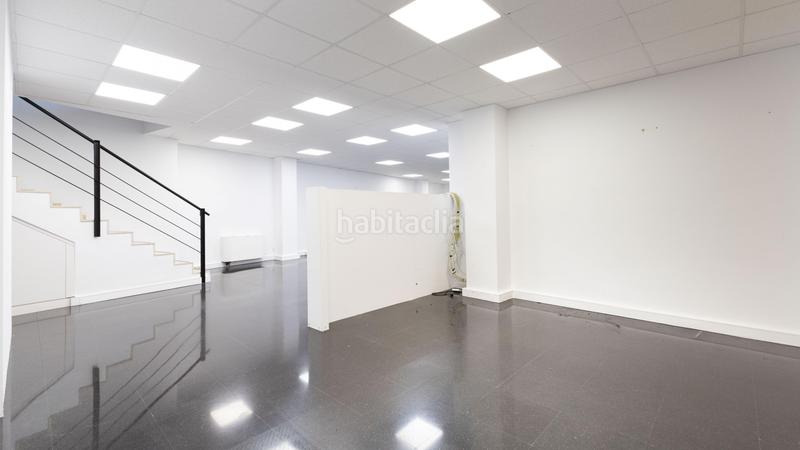 Foto 84e6940e-9026-4b10-a031-580721637521. Miete büro in calle dos de maig 202 in El Clot Barcelona