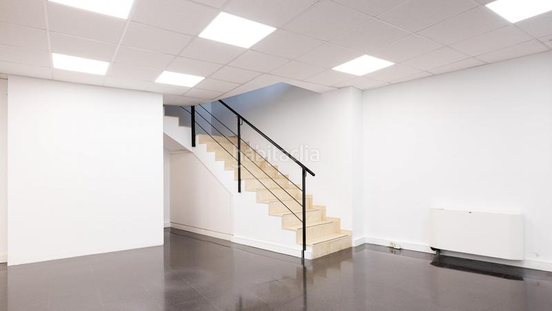 Foto c936de16-2f18-42ff-b1aa-725d60a8de0e. Miete büro in calle dos de maig 202 in El Clot Barcelona