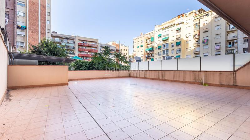 Foto c2157b8c-2690-4faa-ba31-423d3b36e5f7. Alquiler oficina en calle dos de maig 202 en El Clot Barcelona