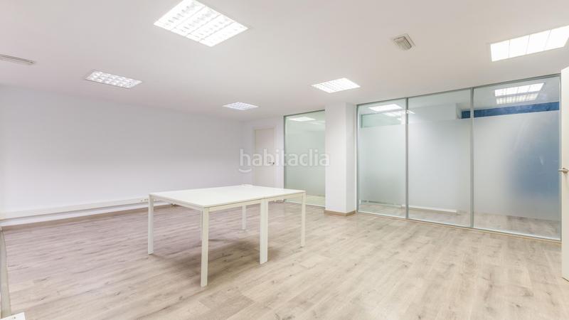Foto 73a17c33-937d-4b03-9ef1-d0b70dca1dbc. Location bureau dans avenida josep tarradellas 91 dans Barcelona