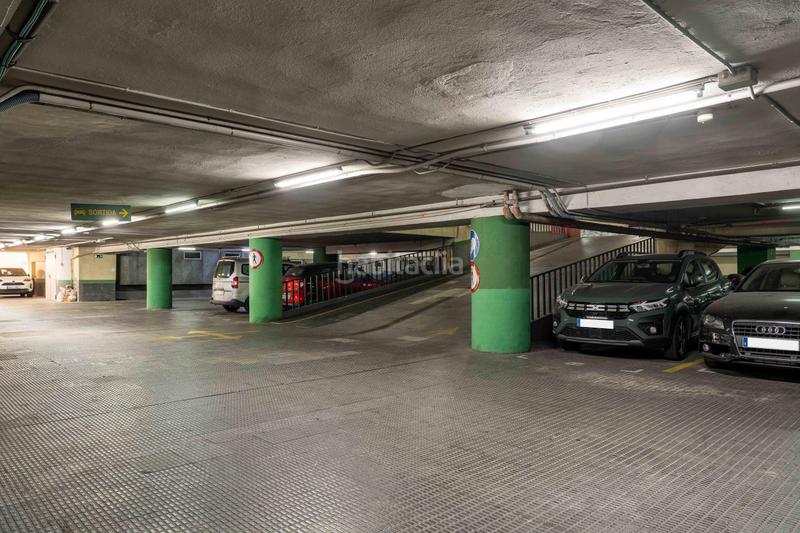 Foto 4e915dfa-61cf-4200-a3df-78270e2ab0a8. Alquiler parking moto en calle comte urgell 234 234 en Barcelona