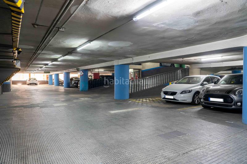 Foto bb018b8a-4367-4992-b9e5-2ce4bfa9aebf. Alquiler parking moto en calle comte urgell 234 234 en Barcelona