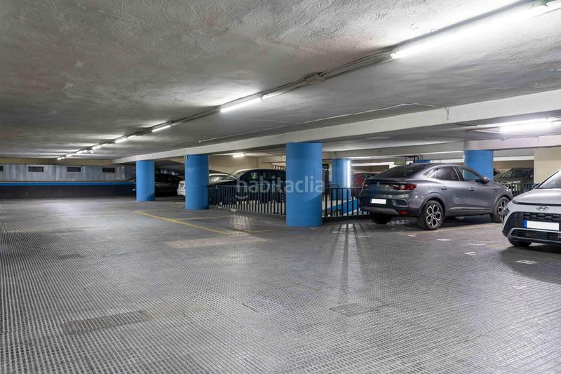 Foto 57429212-fac1-42d7-9fc3-77e1c6a8cdce. Location parking moto dans calle comte urgell 234 234 dans Barcelona