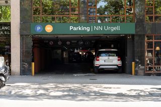 Location Parking moto à Calle comte urgell 234 234