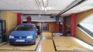 Lloguer Aparcament cotxe a Calle comtes de bell.lloc 161