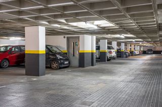 Affitto Posto auto in Calle valencia 171-