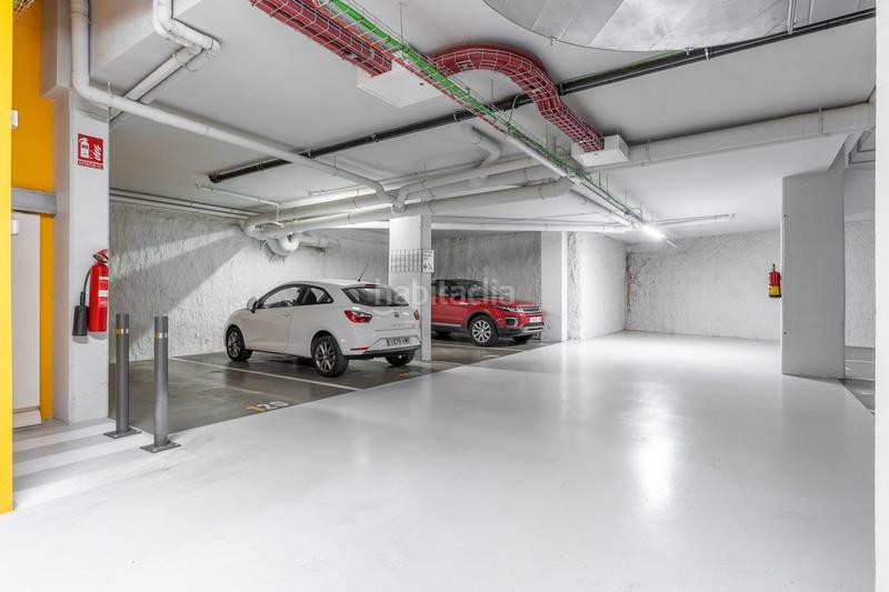 Foto 1b383815-6290-44aa-afd5-48f8f7d32dfa. Rent car parking in calle pizarro 88 in Eixample Mataró