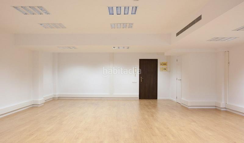 Foto 6dfebff0-83c9-4650-a693-6b4e5178ae22. Location bureau dans calle calabria 143 dans La Nova Esquerra de l´Eixample Barcelona