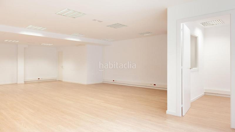 Foto 9d88638b-2212-4a0b-86b6-d809812311e9. Location bureau dans calle calabria 143 dans La Nova Esquerra de l´Eixample Barcelona