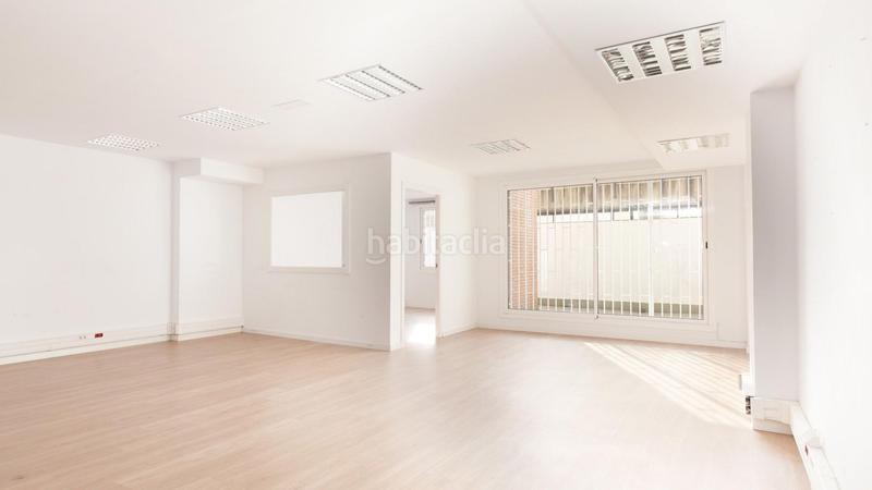 Foto d2f06e2c-be5d-4cca-b875-8903747f6b0d. Location bureau dans calle calabria 143 dans La Nova Esquerra de l´Eixample Barcelona