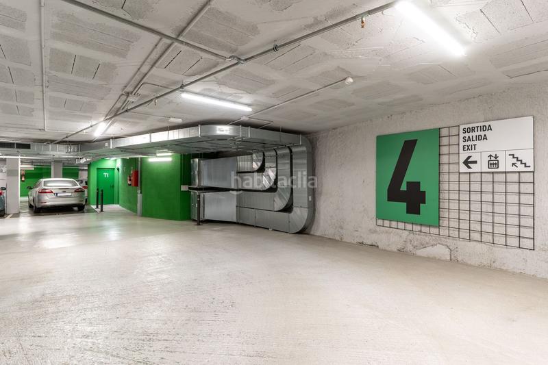 Foto 90bd89d2-a813-451a-ad62-4caa96b5f081. Location parking moto dans calle concepcion arenal 296 dans Barcelona