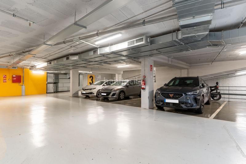 Foto a7622f5f-d083-4942-8f05-988962486f77. Location parking moto dans calle concepcion arenal 296 dans Barcelona