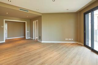 Rent Flat in Calle bacardi 40