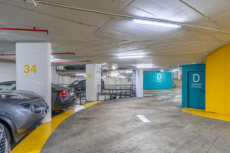 Foto 2a6d81f6-cec9-43b9-9186-8bc5db52c941. Lloguer aparcament cotxe a calle via augusta 281 a Barcelona