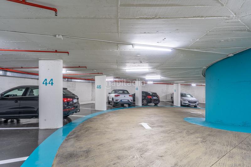 Foto 17ddc077-757a-4a37-9a47-c9bb8d347b88. Alquiler parking coche en calle via augusta 281 en Barcelona