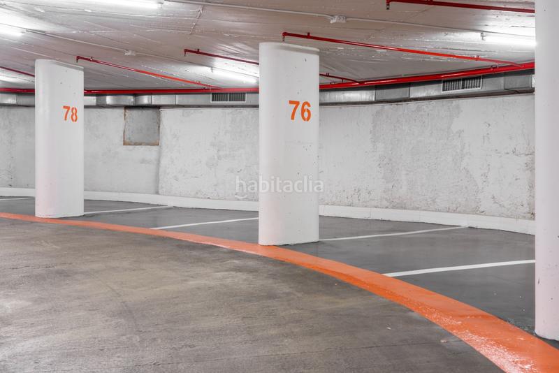 Foto 7d4aaee9-0f92-4988-be8b-7aeb9ac841f4. Alquiler parking coche en calle via augusta 281 en Barcelona