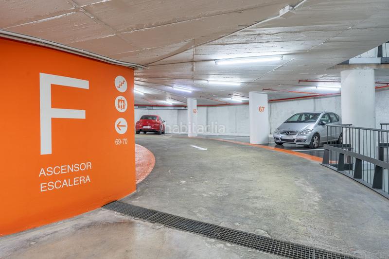Foto 8cc7d454-c78f-401f-8f3f-d3aa31af2e6d. Alquiler parking coche en calle via augusta 281 en Barcelona