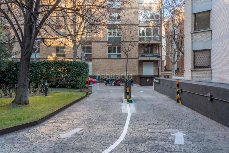 Foto ccabf0c4-408d-44be-b588-a849814679aa. Alquiler parking coche en calle via augusta 281 en Barcelona